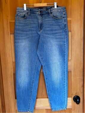 🌺🌺🌺3/25 Joe Fresh Classic Blue Ankle Jeans